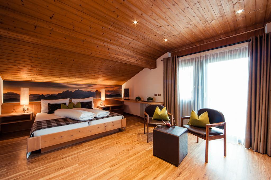 Siegi - Aparthotel & Retreat Parcines Kültér fotó